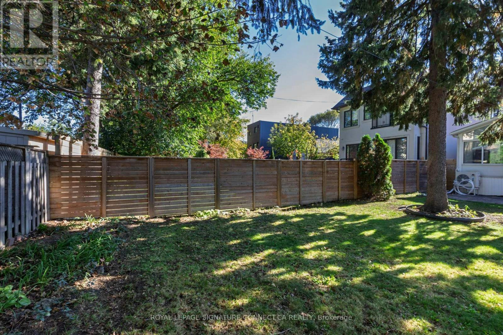 208 Floyd Avenue, Toronto, ON, M4J 2J1 - 40