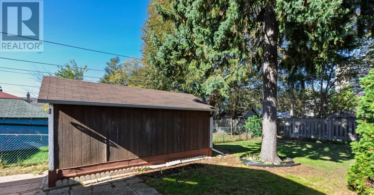 208 Floyd Avenue, Toronto, ON, M4J 2J1 - 35