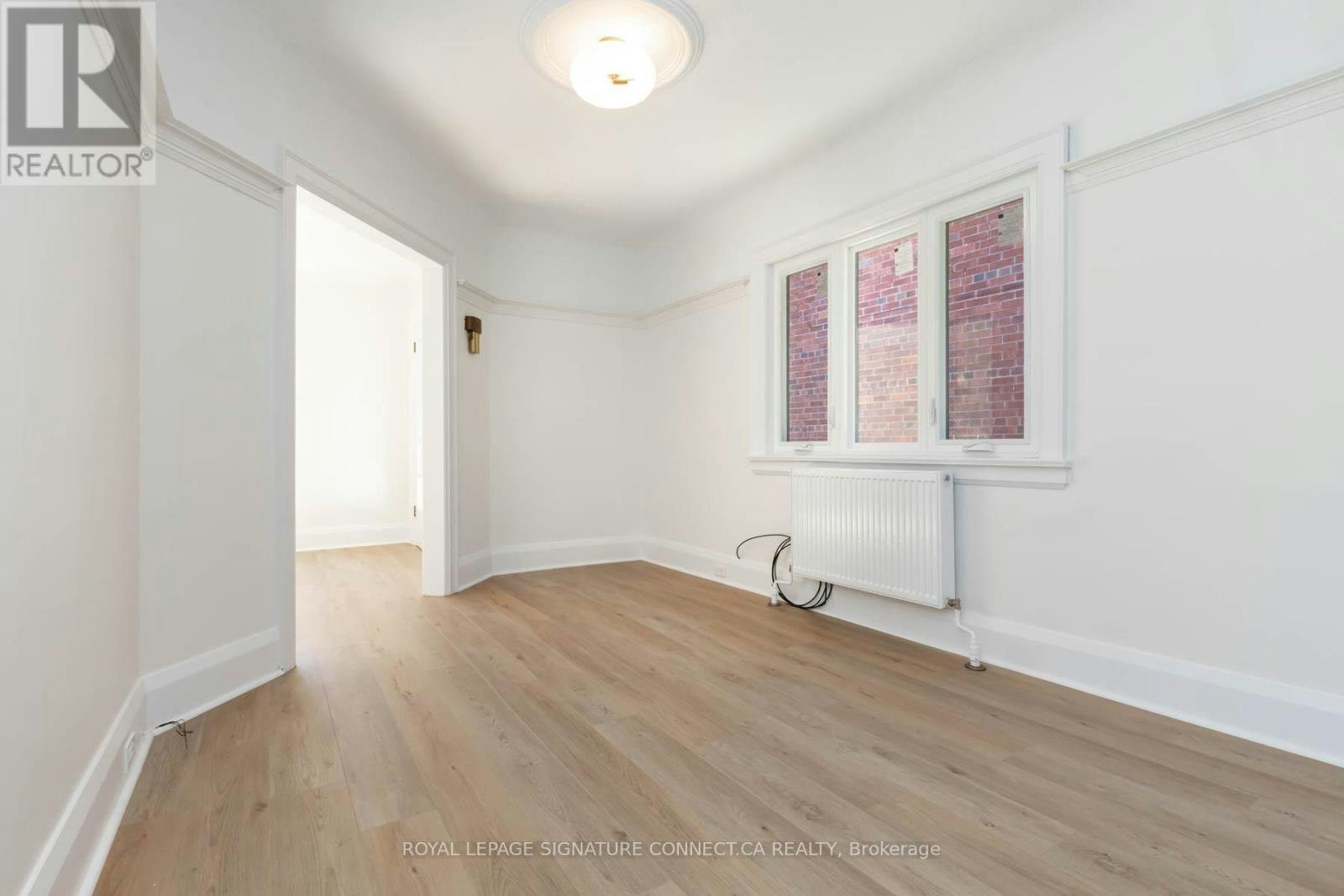 208 Floyd Avenue, Toronto, ON, M4J 2J1 - 8