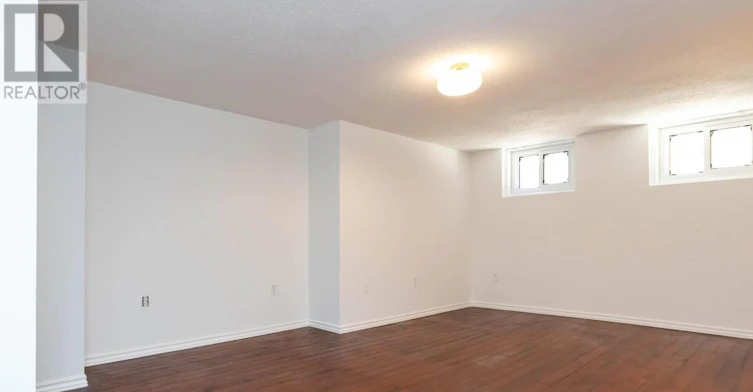 208 Floyd Avenue, Toronto, ON, M4J 2J1 - 28