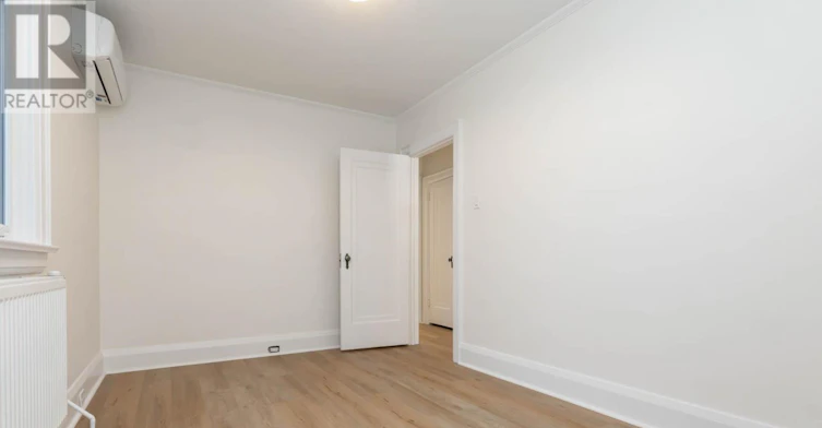 208 Floyd Avenue, Toronto, ON, M4J 2J1 - 20