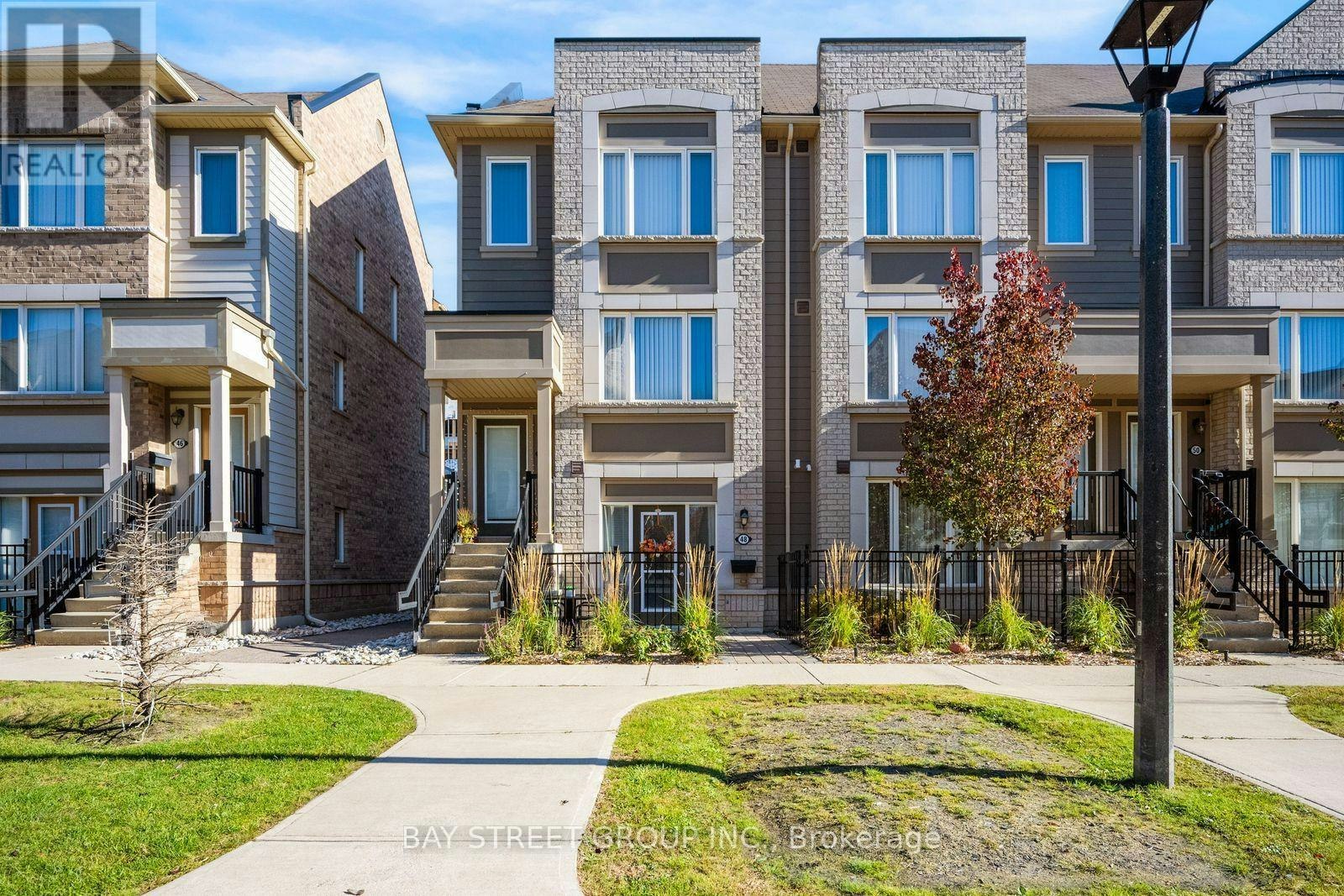 48-1 Beckenrose Court, Brampton, ON, L6Y 6G2