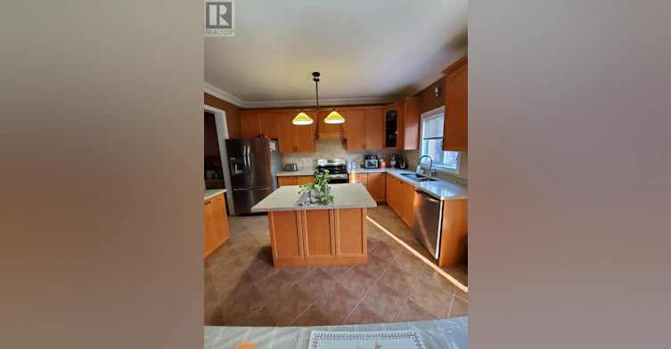 UPPER LEVEL-35 Citadel Crescent, Brampton, ON, L6P 1X8 - 6