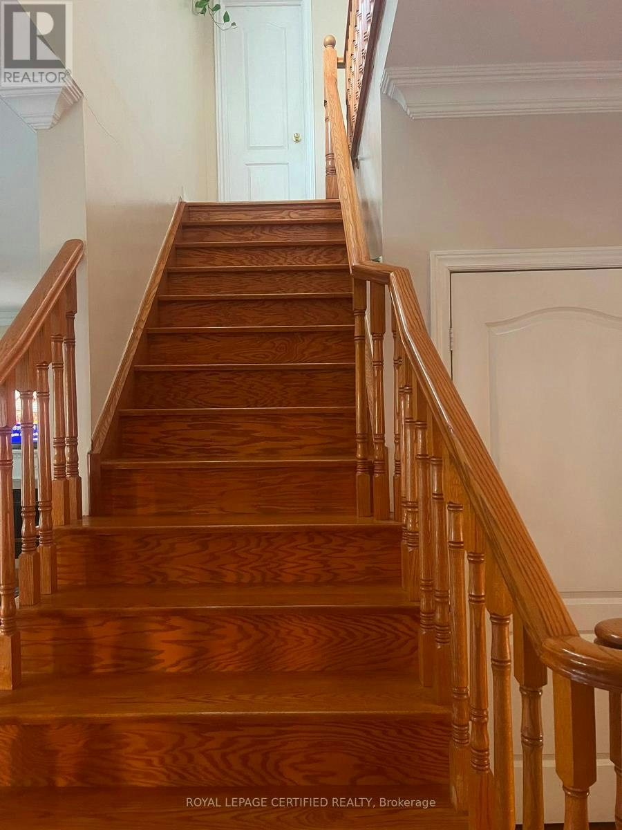 UPPER LEVEL-35 Citadel Crescent, Brampton, ON, L6P 1X8 - 9