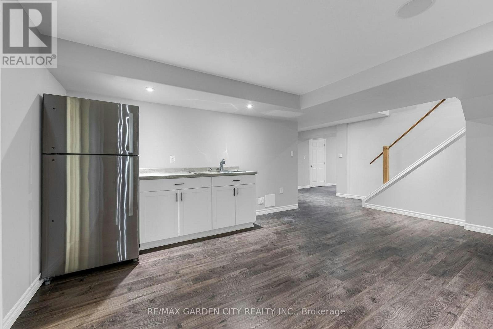 LOWER-159 Valera Drive, Hamilton, ON, L8E 4T1 - 9