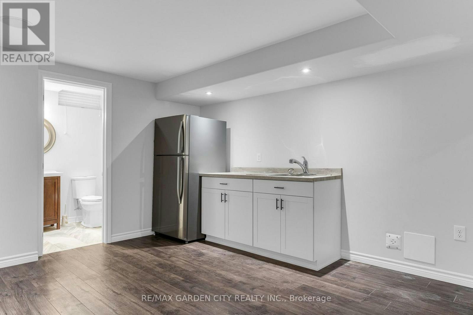 LOWER-159 Valera Drive, Hamilton, ON, L8E 4T1 - 8