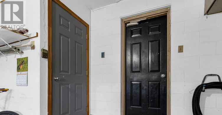 LOWER-159 Valera Drive, Hamilton, ON, L8E 4T1