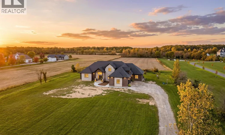 4824 Concession 4 Road East