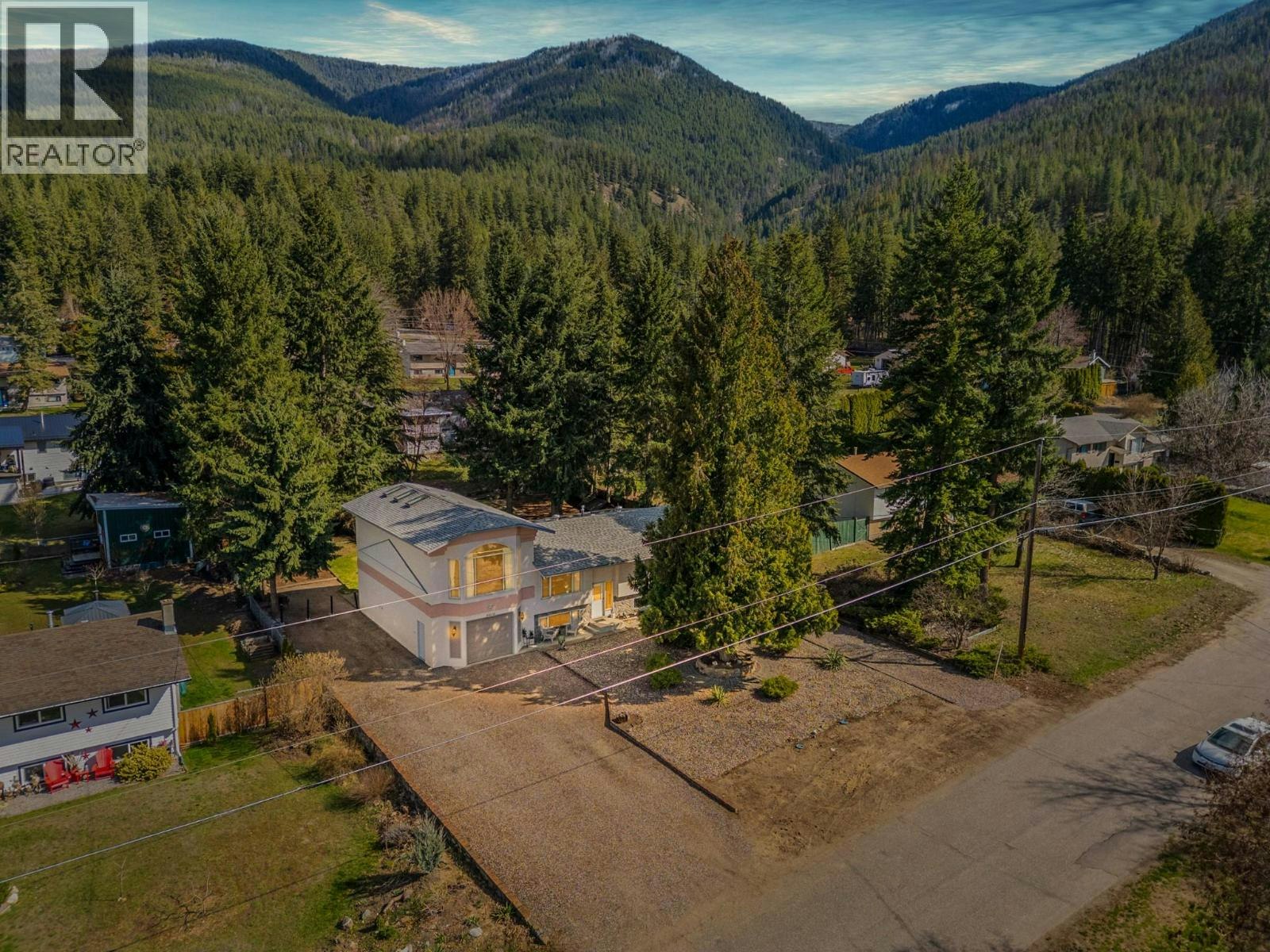 3419 Larch Drive, Armstrong, BC, V4Y 0S8