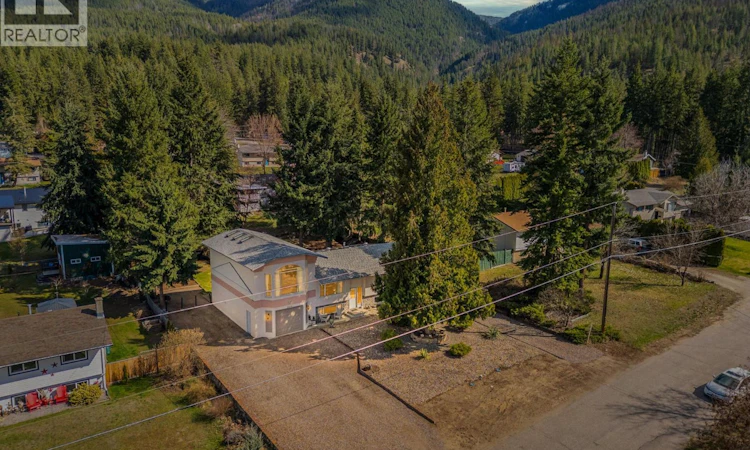 3419 Larch Drive