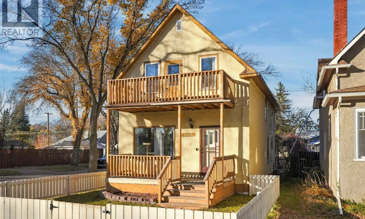 622 32nd Street W