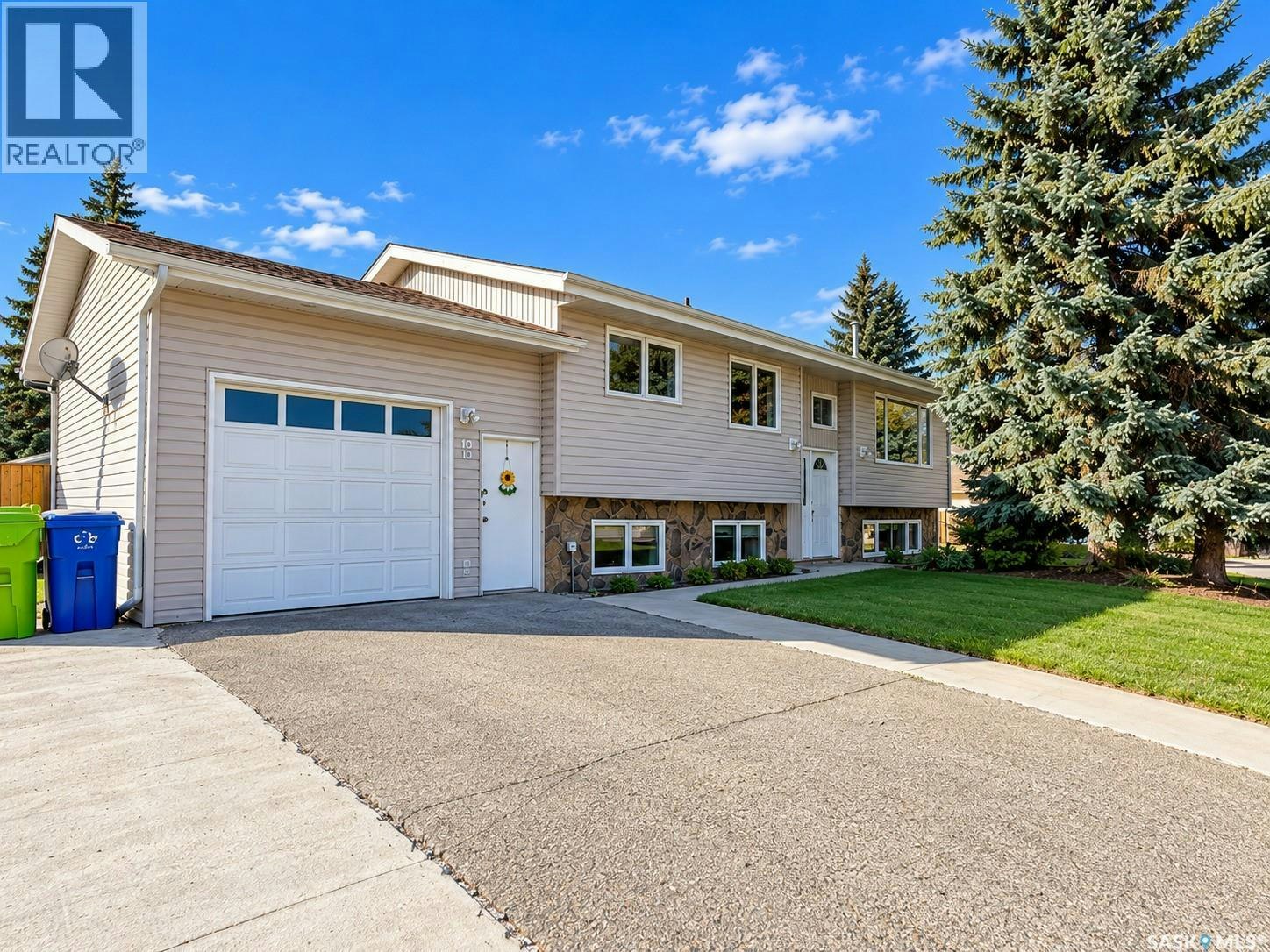 10 Echo Drive, Qu'appelle, SK, S0G 1S0