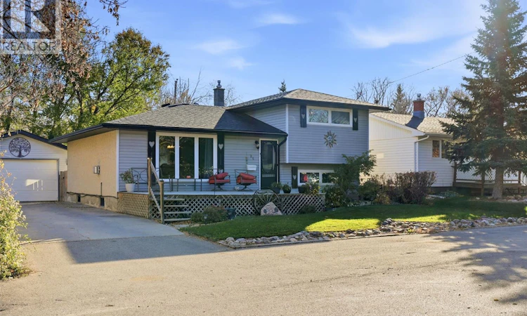 25 Short Street
