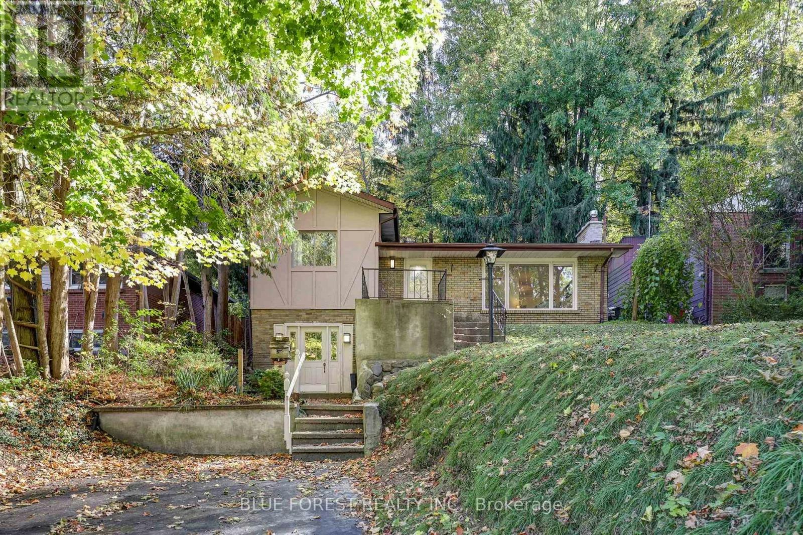 786 Springbank Drive, London, ON, N6K 1A4