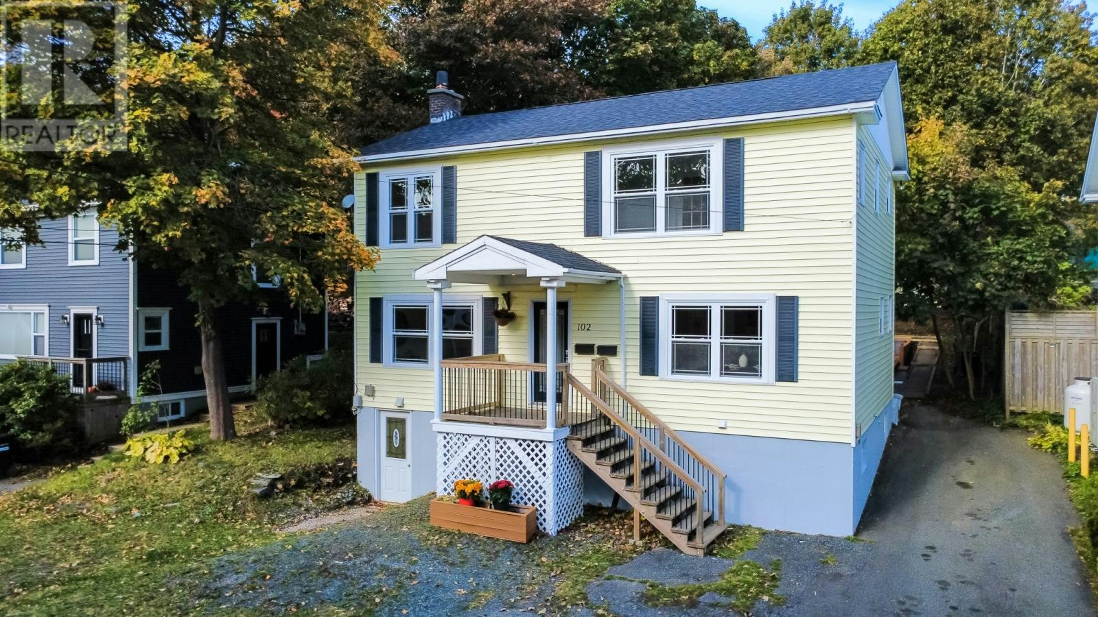 102 Topsail Road, St Johns, NL, A1E 2A8