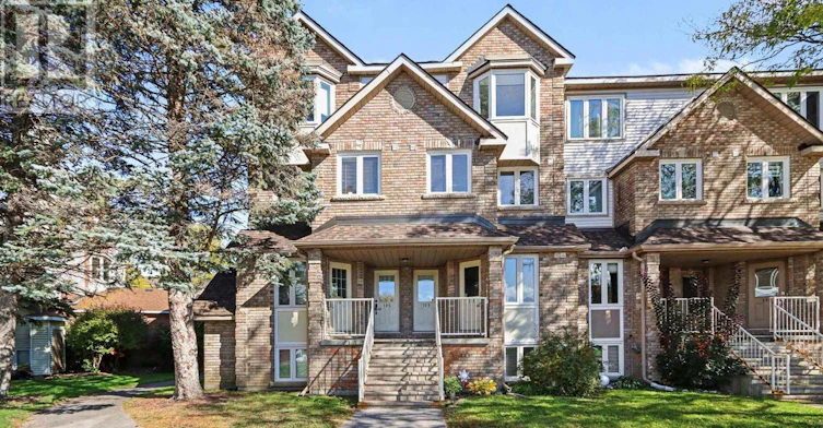 109 Briston Private, Ottawa, ON, K1G 5R1
