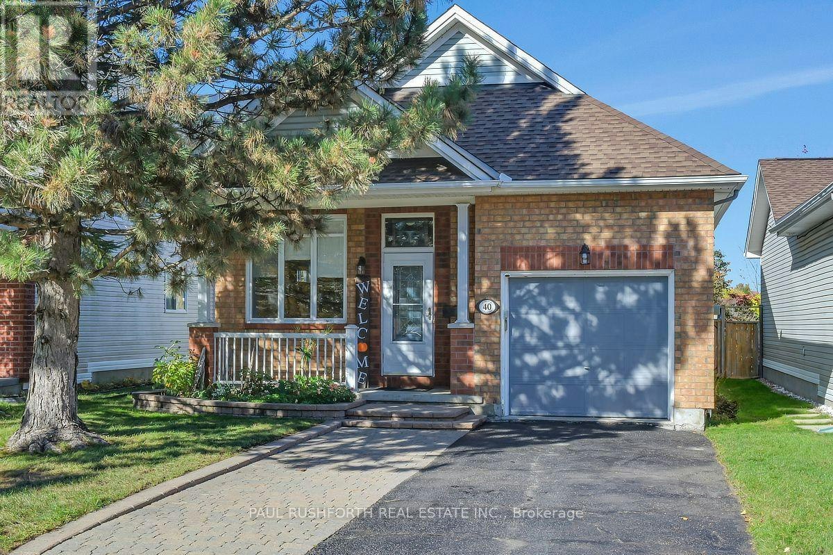 40 Roberge Crescent, Ottawa, ON, K2L 4G7