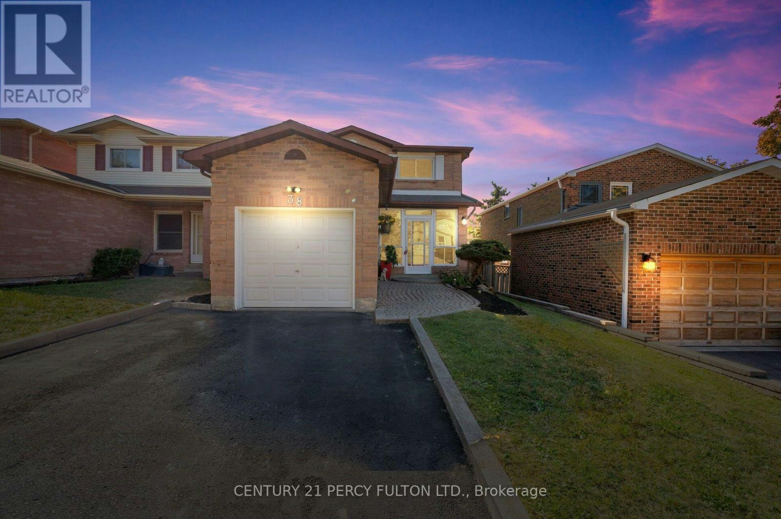 38 Palmer Drive, Ajax, ON, L1S 5T9