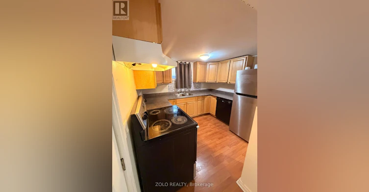 61 Longford Drive, Newmarket, ON, L3Y 2Y6 - 4