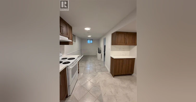 103 Mcanulty Boulevard, Hamilton, ON, L8H 3H3 - 3