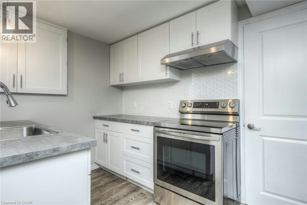 Lower-223 Highview Drive, Kitchener, ON, N2N 2K6 - 8