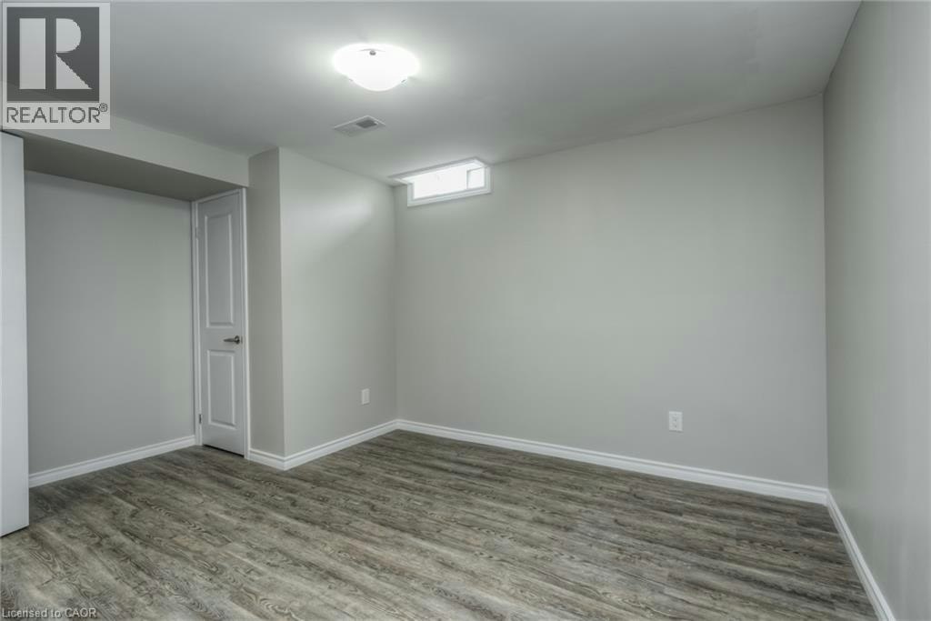 Lower-223 Highview Drive, Kitchener, ON, N2N 2K6 - 20