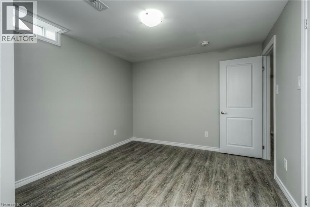 Lower-223 Highview Drive, Kitchener, ON, N2N 2K6 - 23