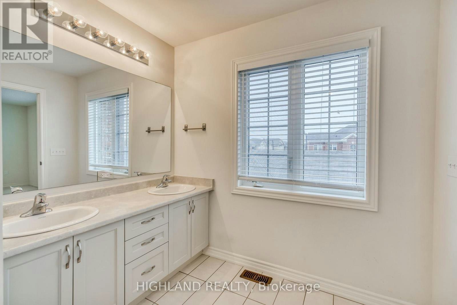 166 Etheridge Avenue, Milton, ON, L9E 1H1 - 20