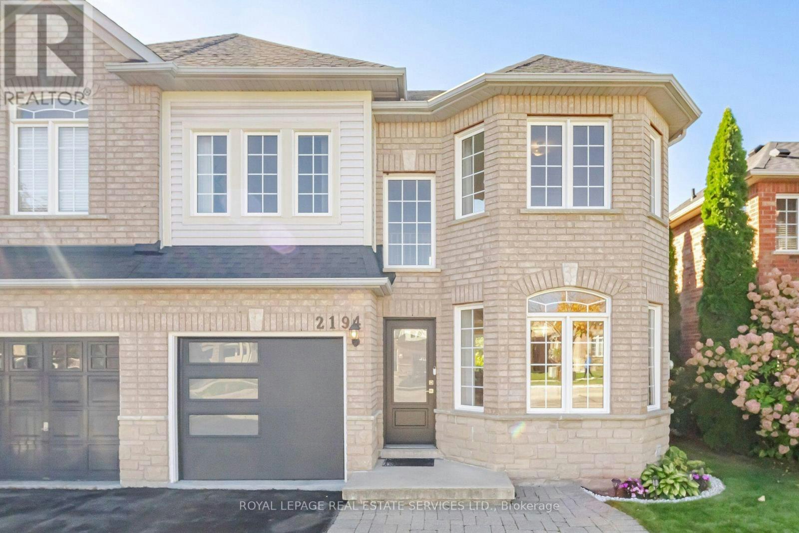 2194 Sutton Drive, Burlington, ON, L7L 7K2