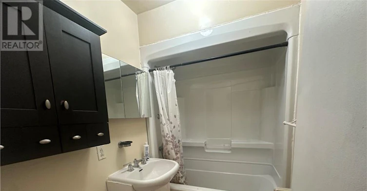 2-56 Riverside Drive, Greater Sudbury, ON, P3E 1G6 - 10