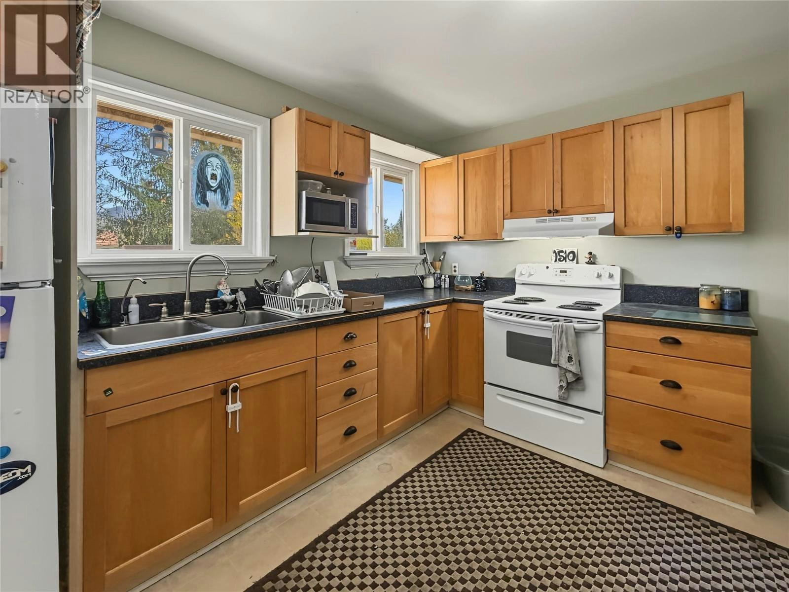 3-6690 21st Street, Grand Forks, BC, V0H 1H0