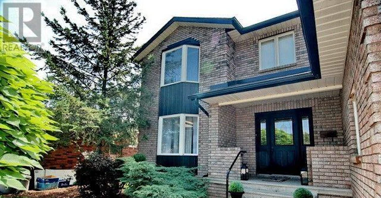 683 Gauthier Drive, Tecumseh, ON, N8N 3P7 - 4
