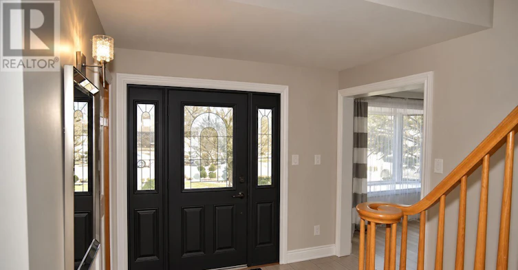 683 Gauthier Drive, Tecumseh, ON, N8N 3P7 - 5