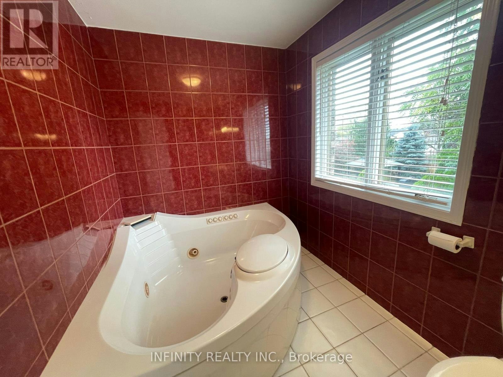 683 Gauthier Drive, Tecumseh, ON, N8N 3P7 - 26