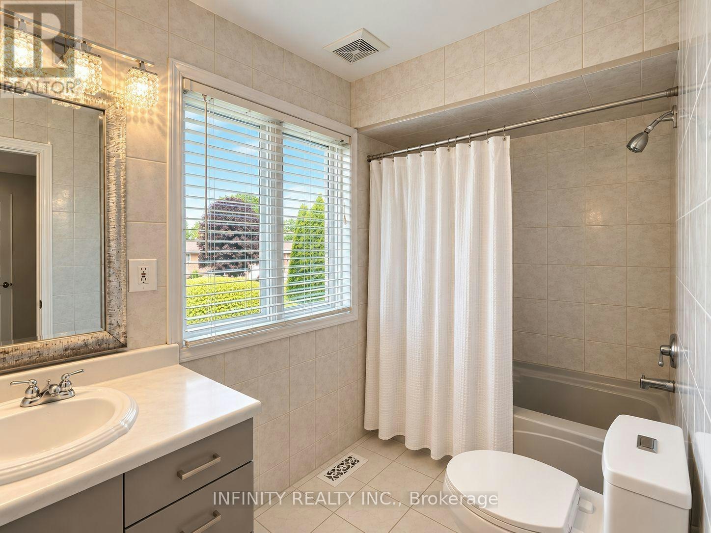 683 Gauthier Drive, Tecumseh, ON, N8N 3P7 - 33