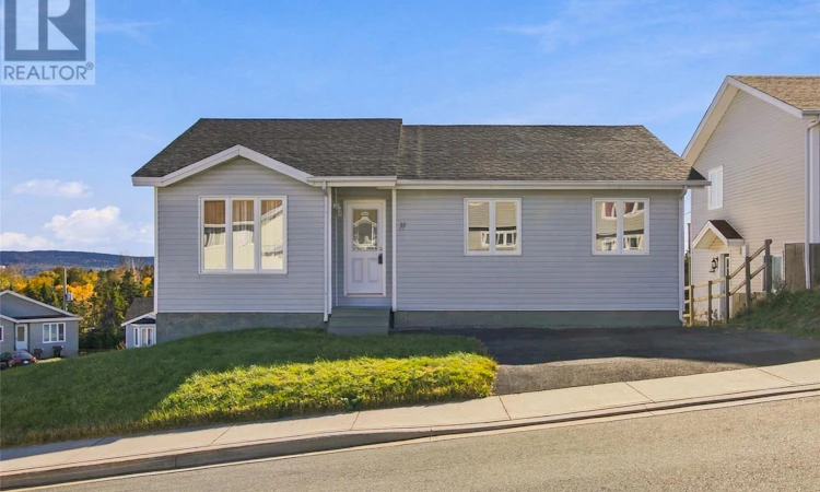 39 Edgecombe Drive