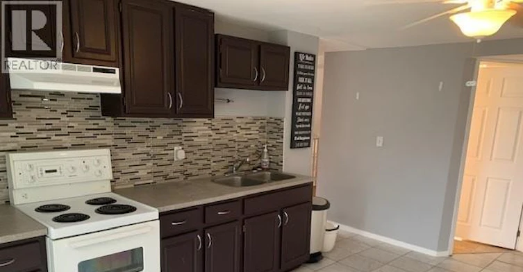2-3529 Queen Street, Windsor, ON, N9C 1N8 - 4
