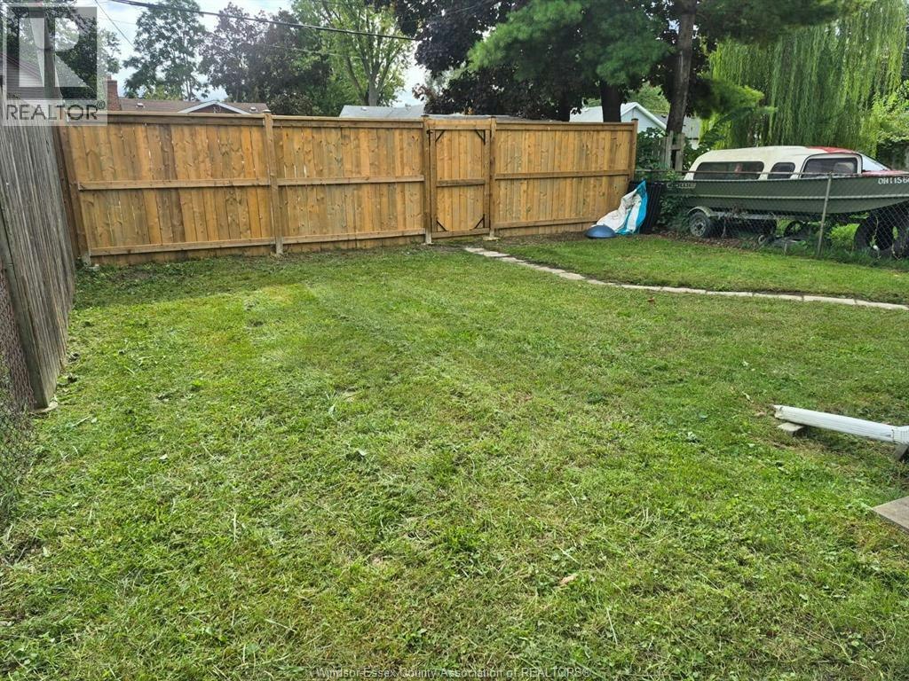 2-3529 Queen Street, Windsor, ON, N9C 1N8 - 9