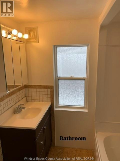 2-3529 Queen Street, Windsor, ON, N9C 1N8 - 6