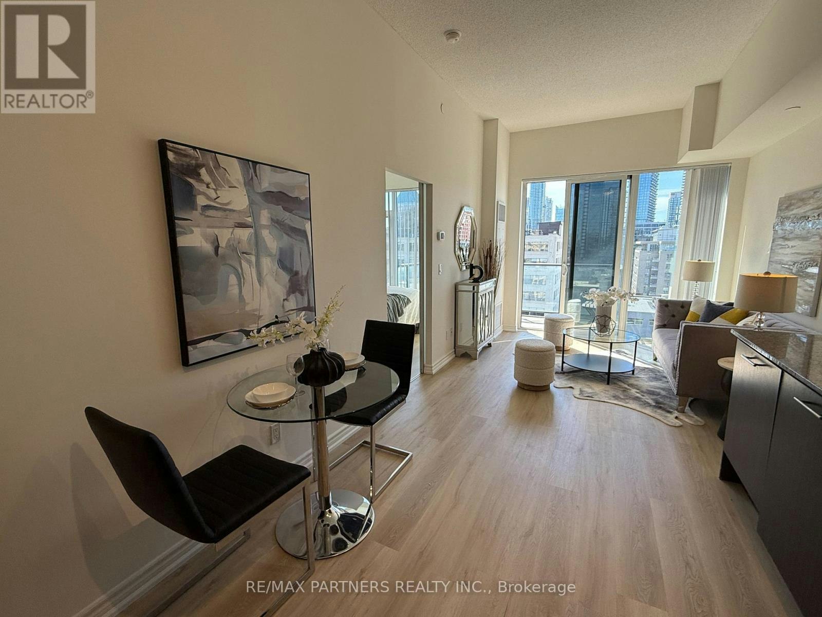 1106-435 Richmond Street W, Toronto, ON, M5V 0N3 - 12
