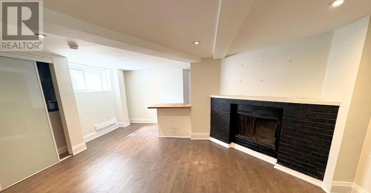 L1-118 Pembroke Street, Toronto, ON, M5A 2N8 - 2