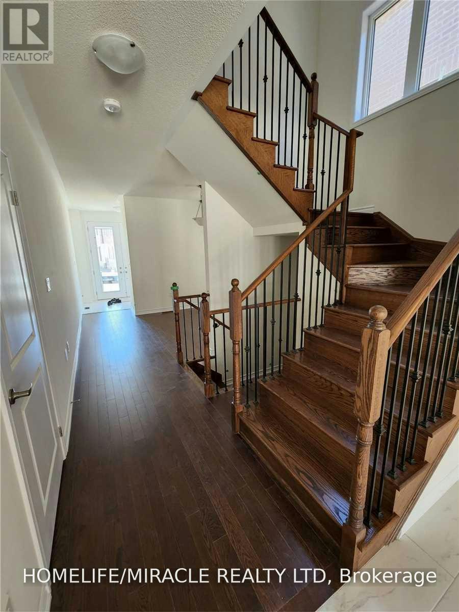 67 Calabria Drive, Caledon, ON, L7C 4K9 - 2