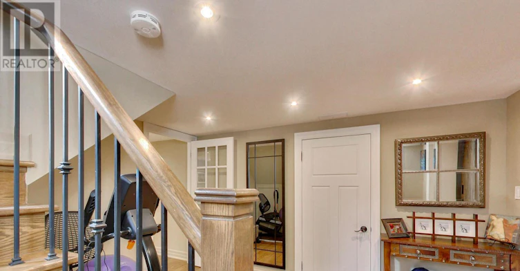 LOWER-51 Norseman Street, Toronto, ON, M8Z 2P7 - 5