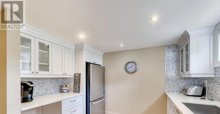 LOWER-51 Norseman Street, Toronto, ON, M8Z 2P7 - 11
