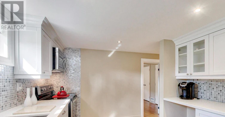 LOWER-51 Norseman Street, Toronto, ON, M8Z 2P7 - 10