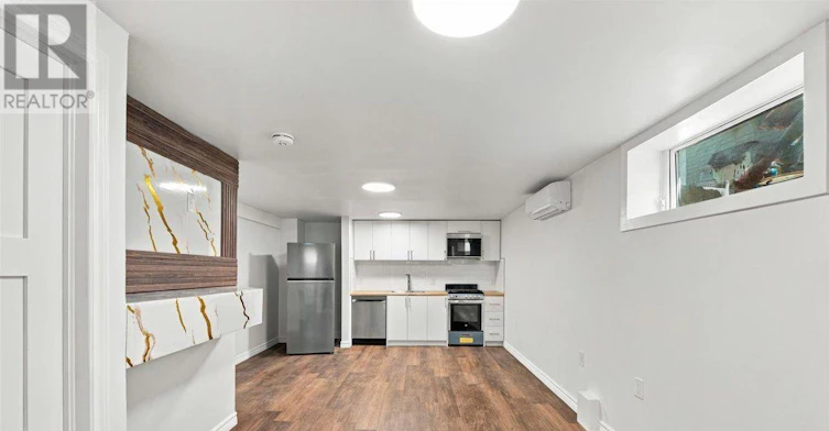 6-99 Regent Road, Toronto, ON, M3K 1H2 - 2