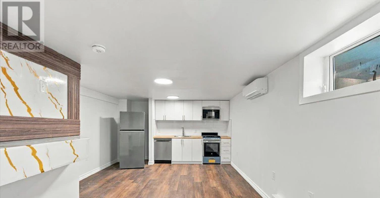 6-99 Regent Road, Toronto, ON, M3K 1H2 - 3