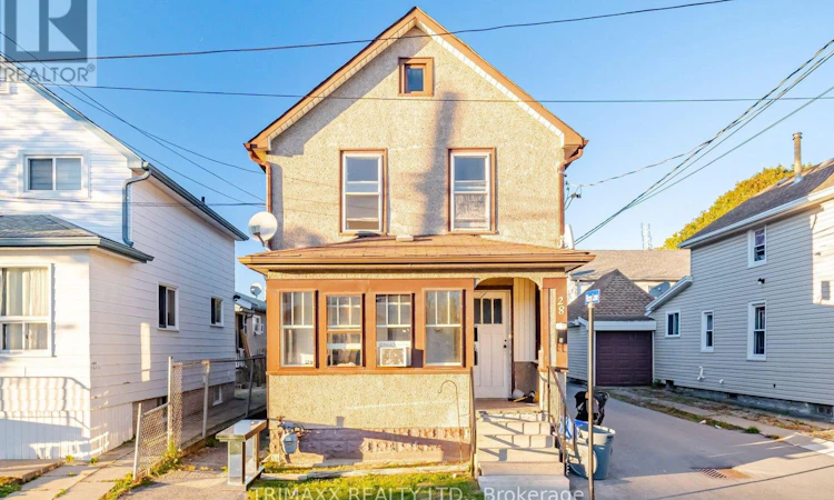 28 Fifth Street