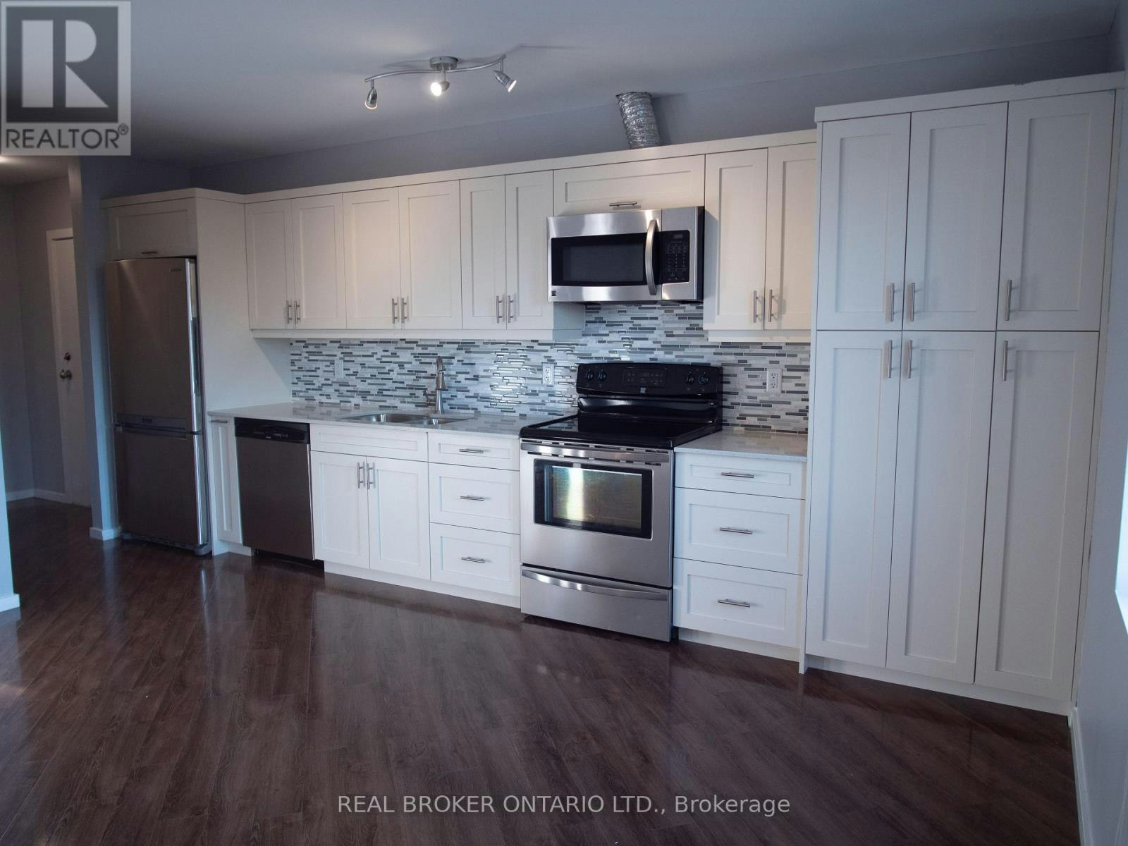 20 Emily Street, Parry Sound, ON, P2A 2P3 - 4