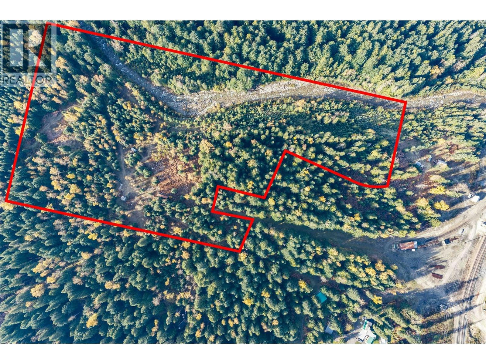 6960 Waverly Trail, Revelstoke, BC, V0E 2S0